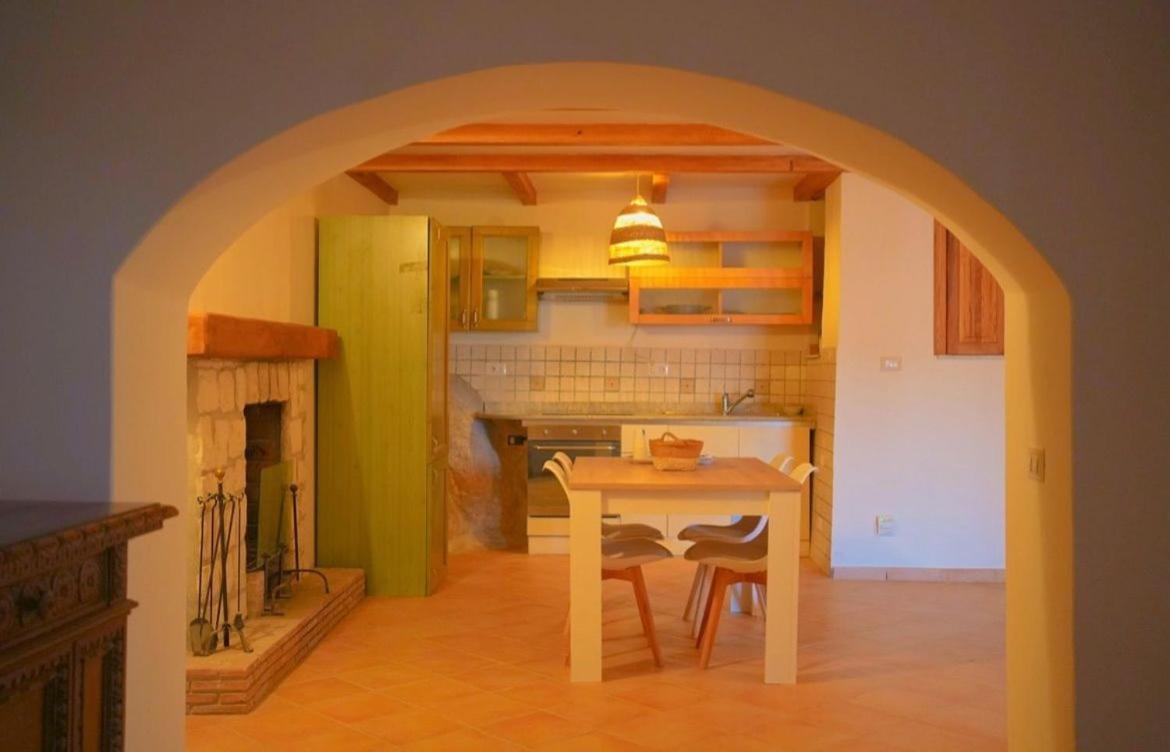 Oikos Guesthouse & Rooftop Suio Εξωτερικό φωτογραφία